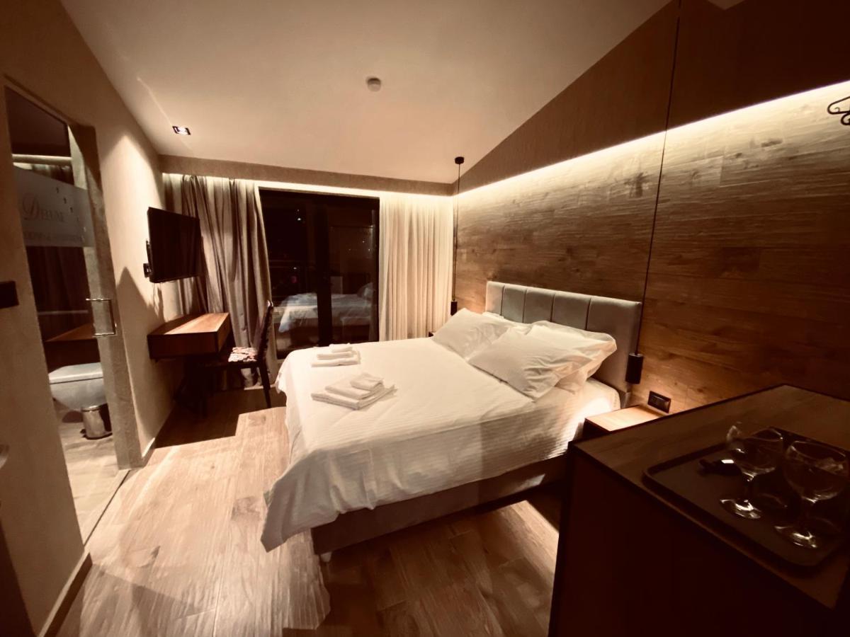 Deluxe Rooms In Blloku Area Тирана Екстериор снимка